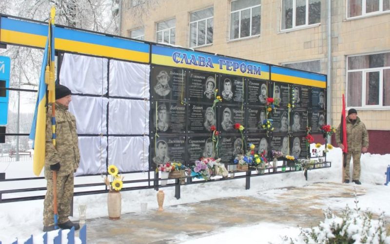 На Овруччині відкрили меморіальні дошки вісьмом Героям