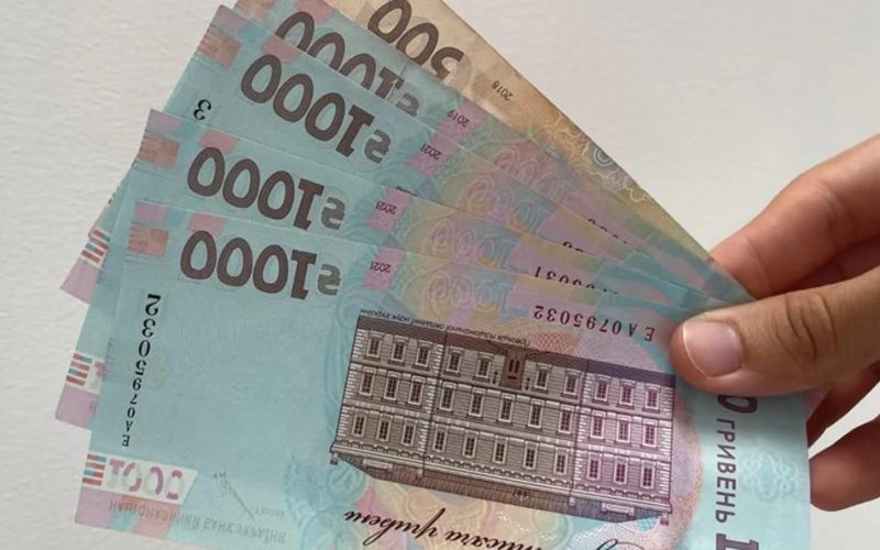 Середня зарплата на Житомирщині у грудні зросла на 13,2% і сягнула майже 25 тис. грн