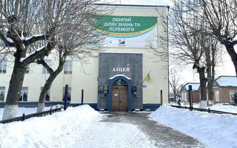 У Коростенській громаді назвали дату можливого повернення школярів до класів