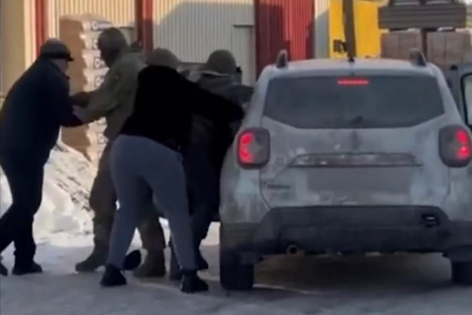 У місті Житомирської області поліція розслідує викрадення чотирьох чоловіків людьми у військовій формі