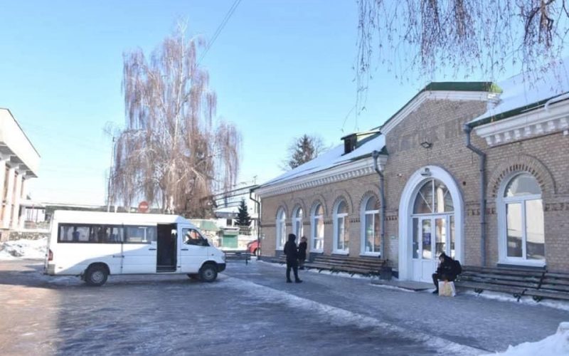 Транспортний збій у Коростенській громаді: декілька автобусів на ремонті, низку рейсів призупинено