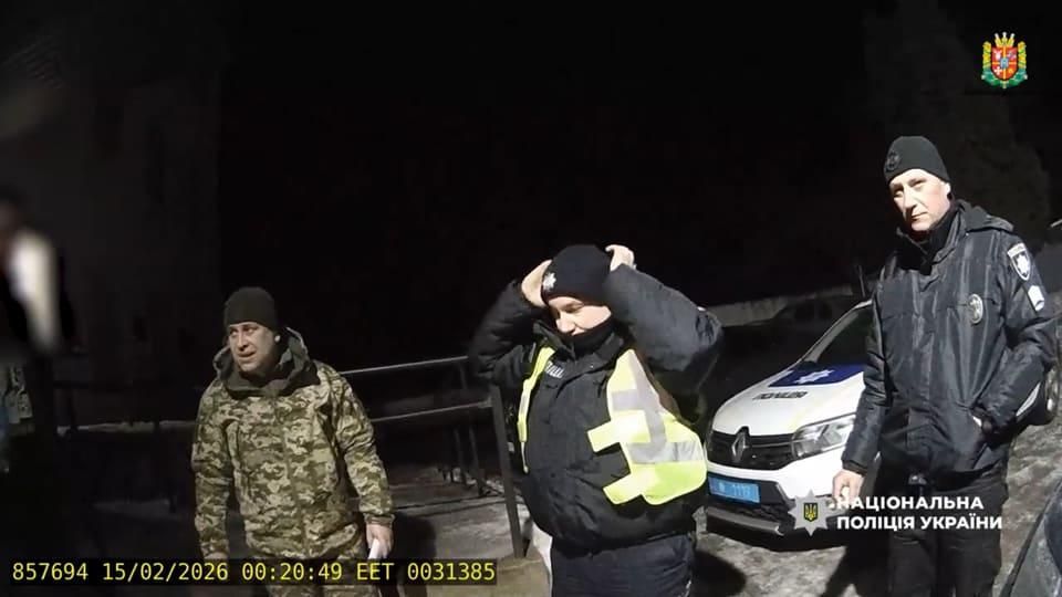 Після бійки в Овручі одного з учасників доставили до ТЦК: поліція проводить службову перевірку