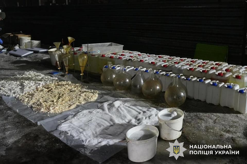 Масштабний удар по наркобізнесу: поліція провела 500 обшуків у 21 регіоні України, зокрема, і на Житомирщині