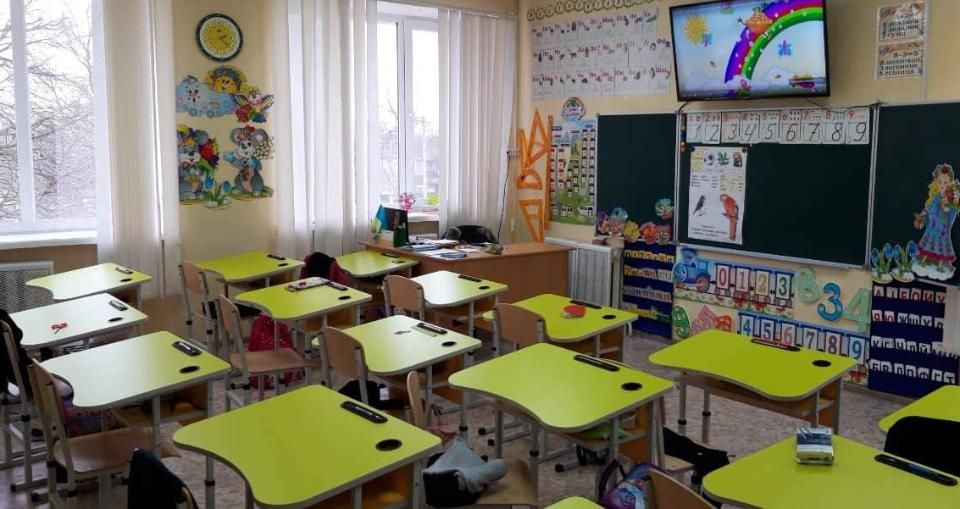 Моноблоки та лабораторне обладнання: гімназії та ліцеї Малинської громади отримали сучасне обладнання для навчання