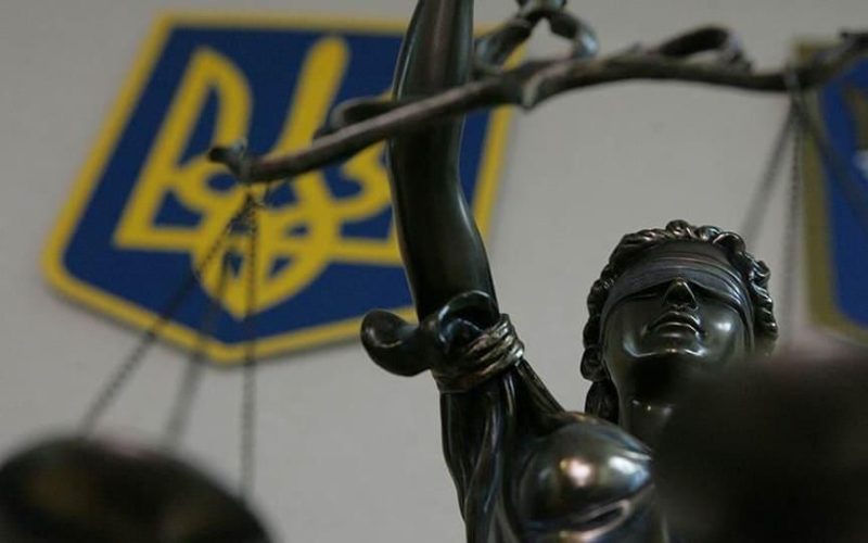 У Коростенському районі екскерівниці апарату суду повідомили про підозру через блокування справ