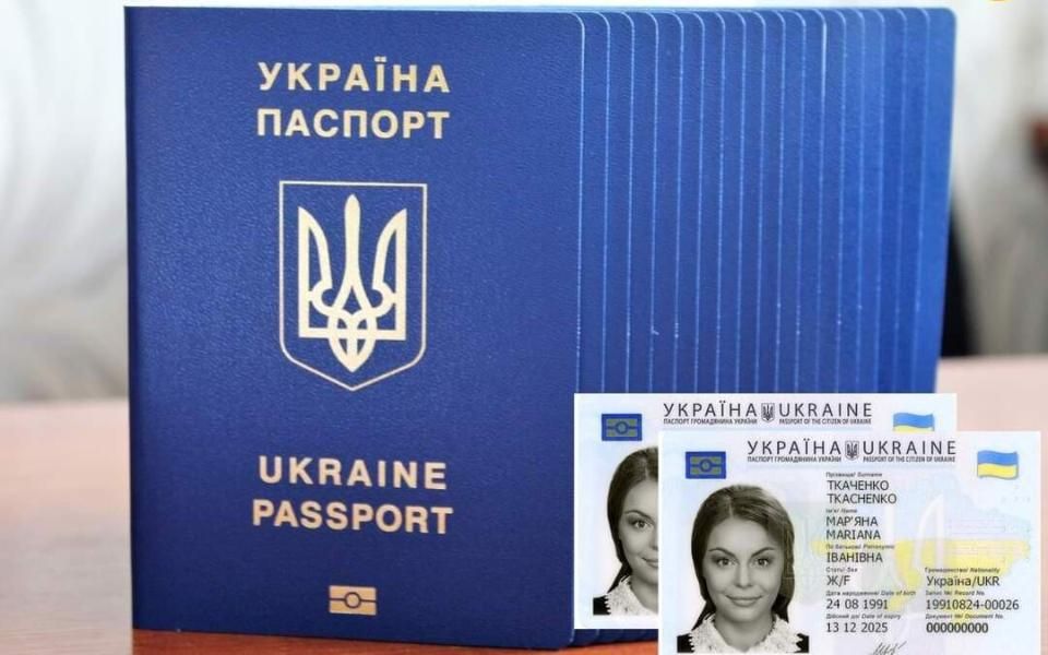 За один місяць на Житомирщині оформлено майже 8 тисяч паспортних документів — інфографіка