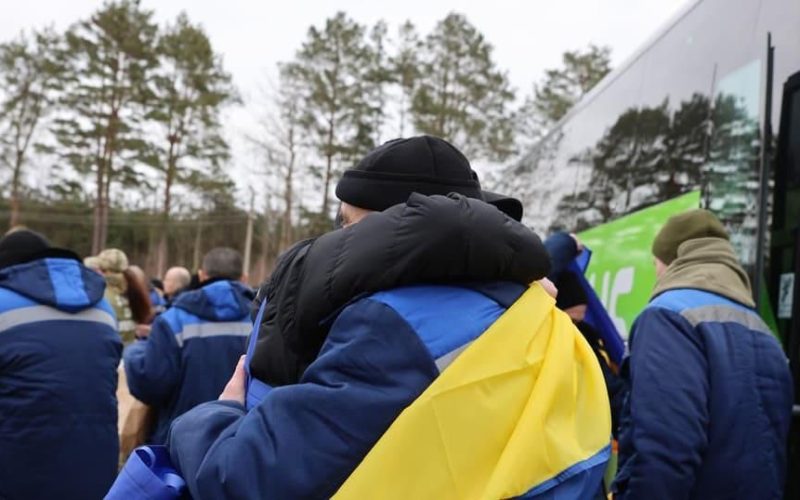З ворожого полону повернулися захисники з Житомирської області