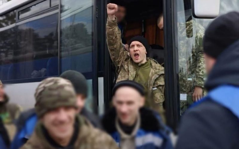 На рідну землю з ворожого полону повернувся малинчанин Віталій Хиля