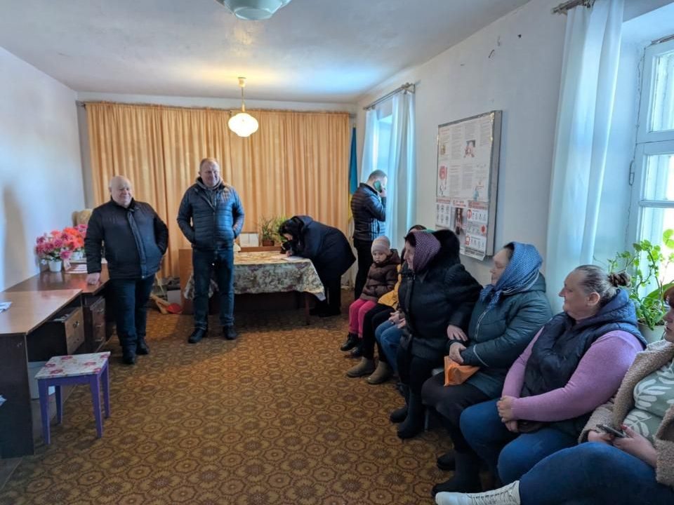 Мер Овруча вийшов в люди: говорили про дороги, соціальне забезпечення та чорнобильські виплати