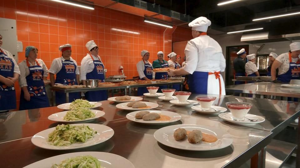 На Житомирщині відкрито 45 вакансій кухарів із зарплатою понад 20 тис. грн
