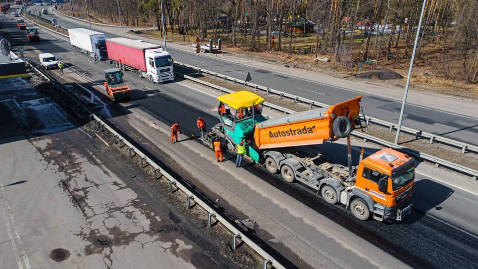 У Житомирській області від початку року відновили понад 45 тис. кв. м доріг: роботи велись і на Коростенщині