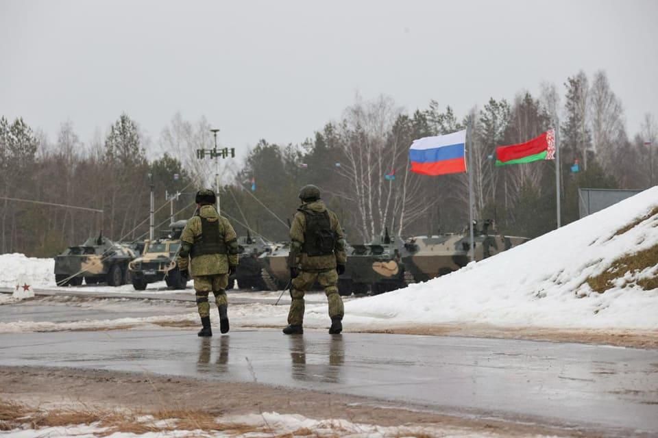 Зеленський: Росія планує розмістити в Білорусі чотири станції управління дронами дальньої дії