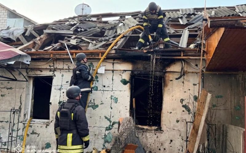 Удар рф по центру Житомира: показали фото наслідків