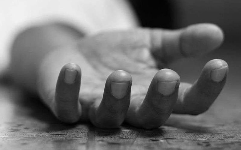 У Малині біля військкомата знайшли мертвим 46-річного чоловіка