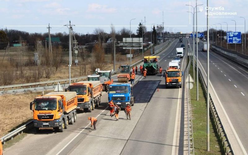 У Службі автодоріг звітують про ремонт траси в Коростенському районі