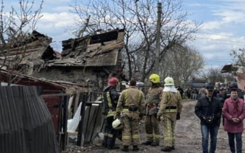 Родина юного коростенського футболіста втратила будинок в Коростені через атаку рф: хлопчик разом із братом у лікарні