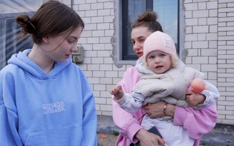 У Коростені 14‑річна дівчина врятувала племінницю під час російського обстрілу