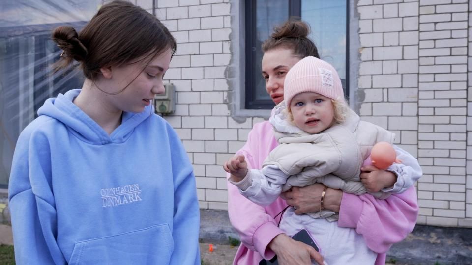 У Коростені 14‑річна дівчина врятувала племінницю під час російського обстрілу