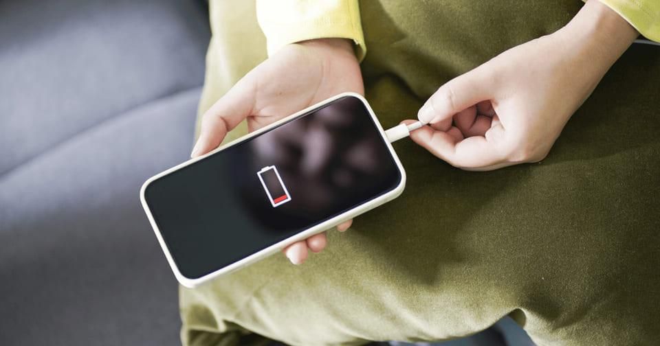 Чому псуються акумулятори в телефонах і коли їх варто міняти