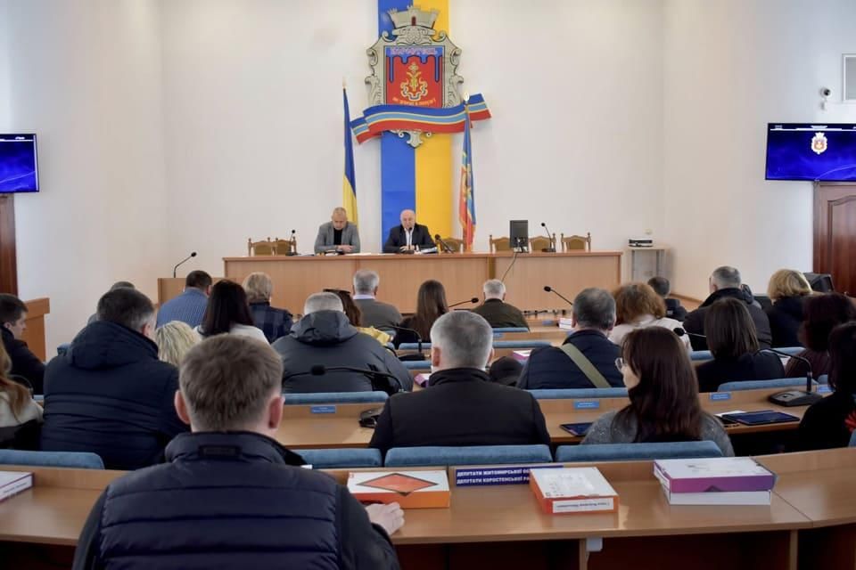 На сесії в Коростені виділили 3 млн грн постраждалим від авіаудару на Броварі: кому скільки