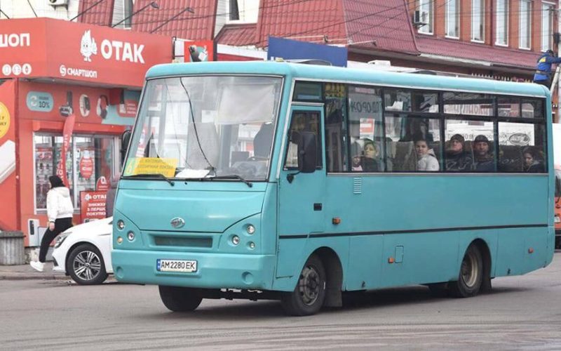 У поминальні дні в Коростені збільшать кількість громадського транспорту