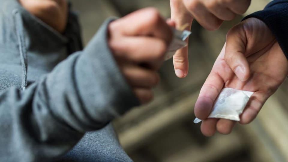 У Коростені судили місцевого жителя, який збував наркотики та облаштував місце для їх вживання