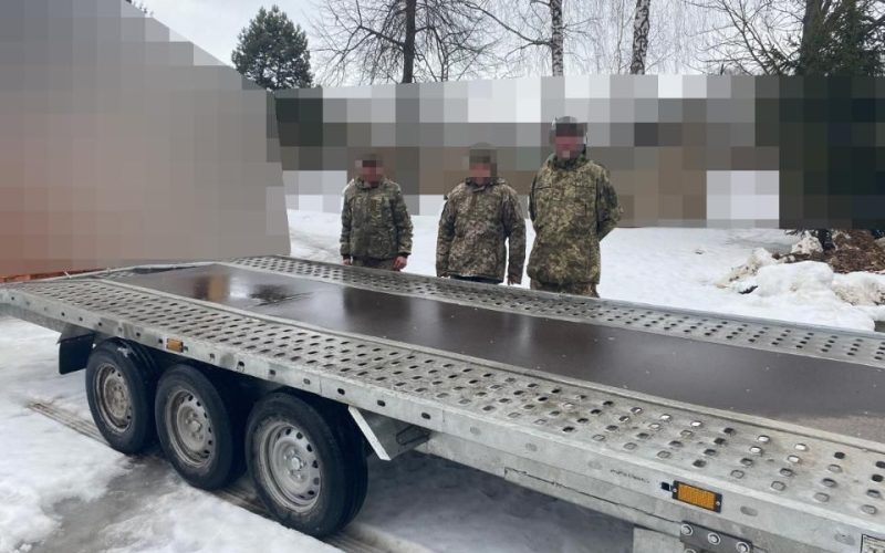 Олевська громада придбала та передала військовому-земляку спеціалізований причіп
