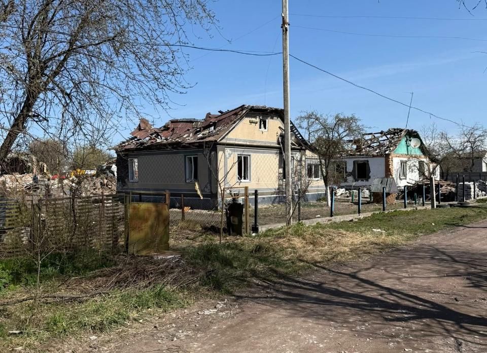 У Коростені завершили обстеження будинків, зруйнованих і пошкоджених російським авіаударом