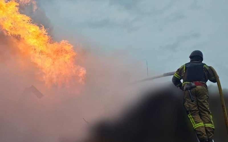 російська атака на Житомирщину: пожежу ліквідовано