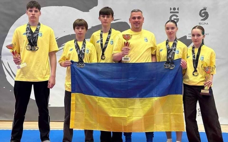 Коростенські спортсмени у складі збірної зайняли І загальнокомандне місце у Чехії з карате
