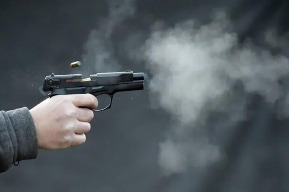 Суд у Малині виніс вирок чоловіку, який навесні 2022 року стріляв по автівці з людьми