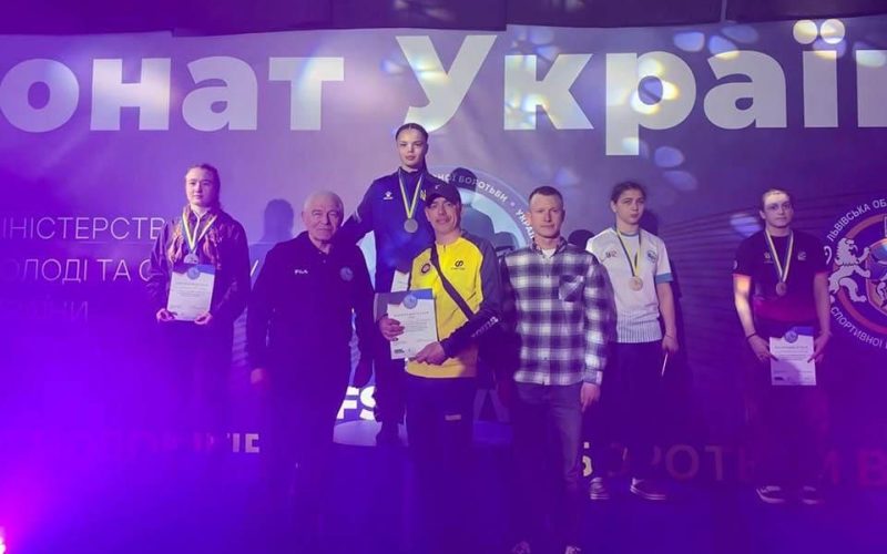Коростенка Діана Котвицька виборола золото на чемпіонаті України з вільної боротьби