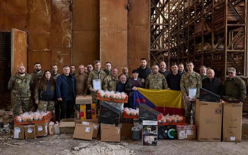 Передали на фронт необхідну допомогу для військових із Коростенського району