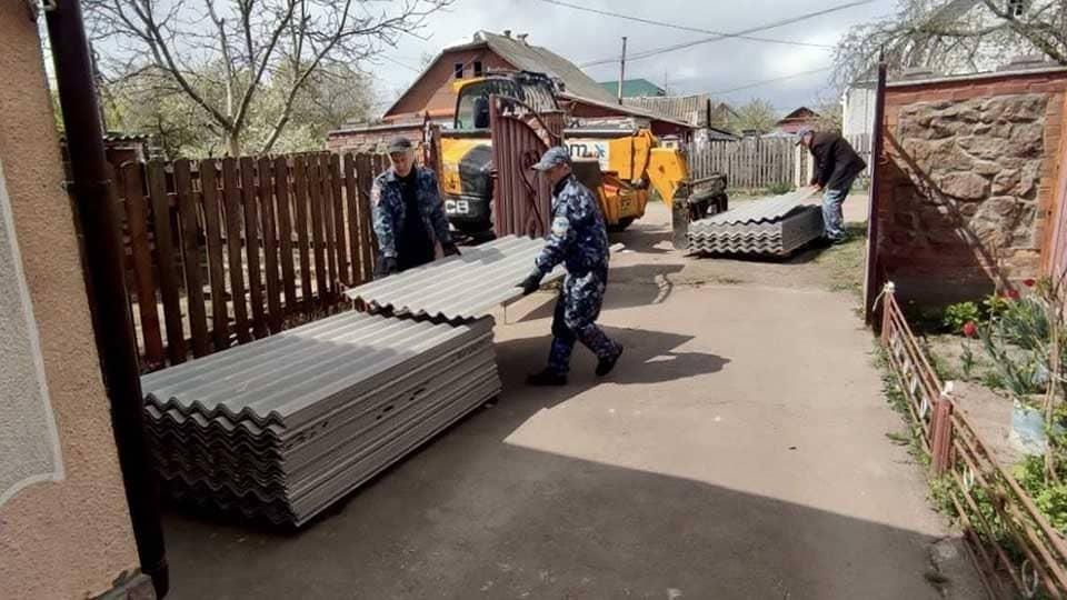 У Коростені додатково обстежать понад 20 пошкоджених будинків після ракетного удару на початку квітня
