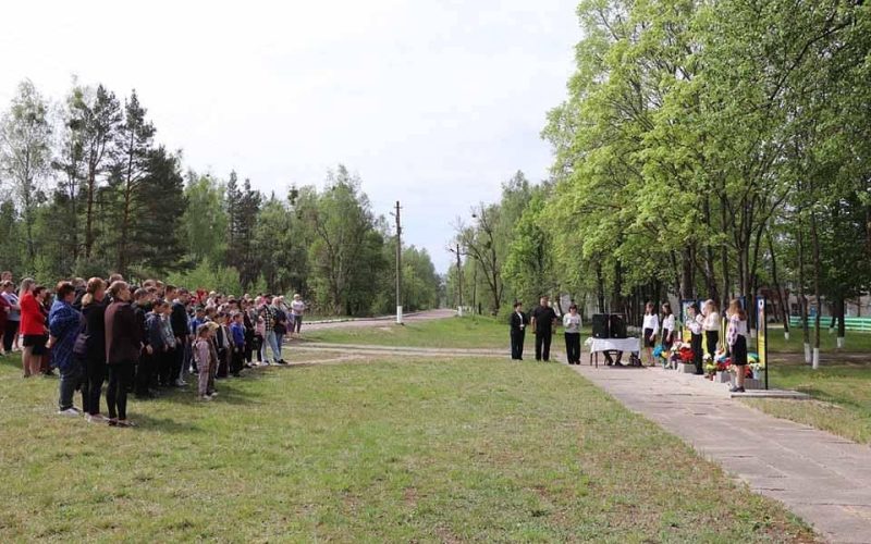 У селищі Олевської громади відкрили Алею Героїв