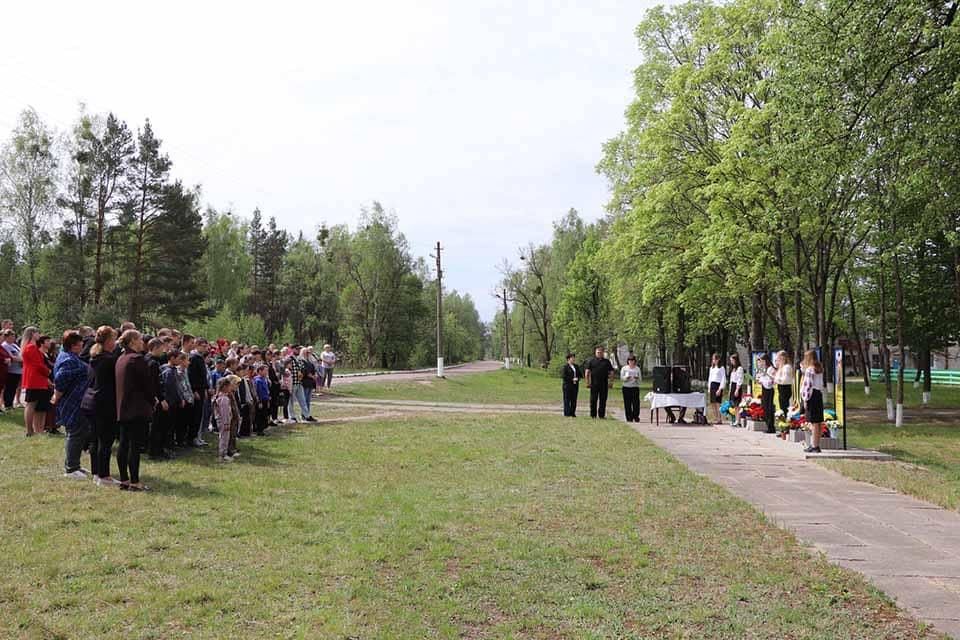 У селищі Олевської громади відкрили Алею Героїв