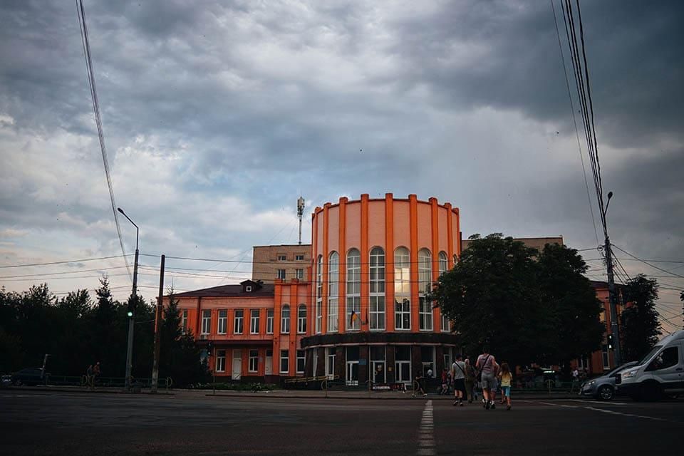 Можливий невеликий дощ та гроза – синоптики розповіли про погоду на вихідних у Коростенському районі