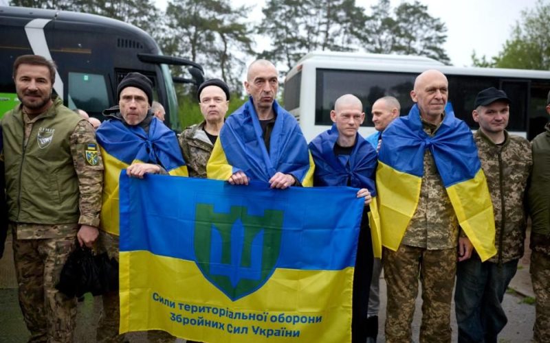 З ворожої неволі повернули захисників з Житомирщини: є й з Коростеня та району
