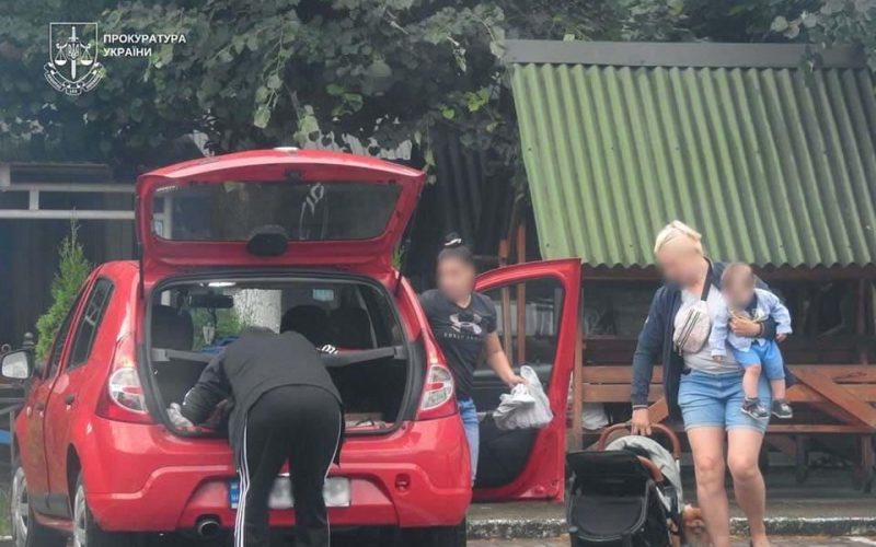 На Закарпатті засуджено чоловіка, який планував купити у жительки Житомирської області 11-місячного сина та перепродати