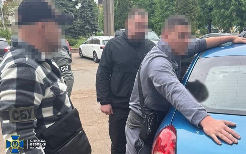 У Коростені затримали жителя Народичів, який організував незаконне переправлення військовозобов’язаних через кордон