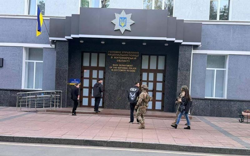 У Нацполіції Житомирщини обшуки: перевірки стосуються хабарництва