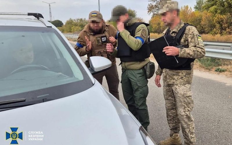На Житомирщині посилили безпекові заходи: перевірятимуть документи та транспорт