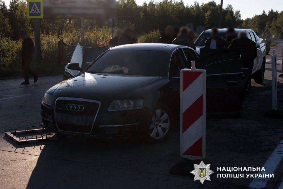 Місце зустрічі – Коростень: на півночі області затримали осіб, які організовували нелегальний виїзд військовозобов’язаних