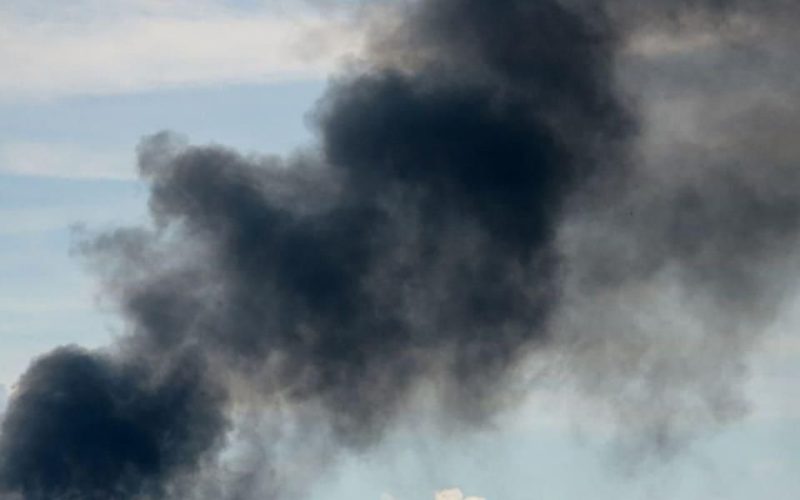 Під час атаки рф у Коростенській громаді постраждали підприємства, є поранений