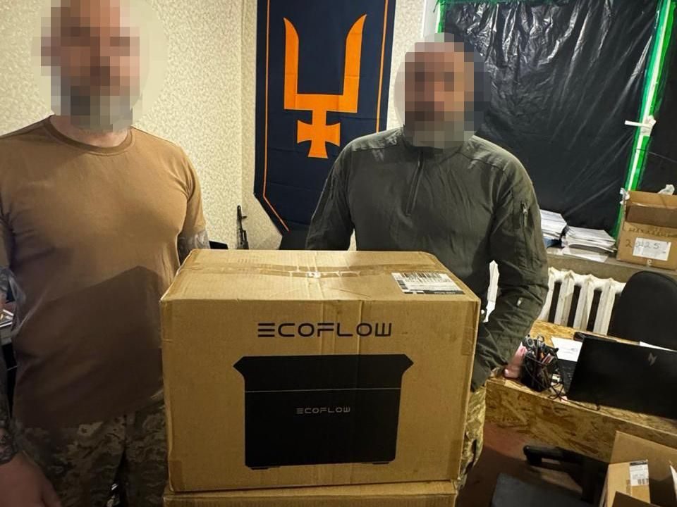 В Олевську за кошти місцевого бюджету придбали чотири зарядні станції для військових