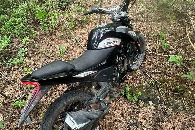 В Олевську 13-річна дитина на мотоциклі на смерть збила маленького хлопчика та зникла з місця ДТП