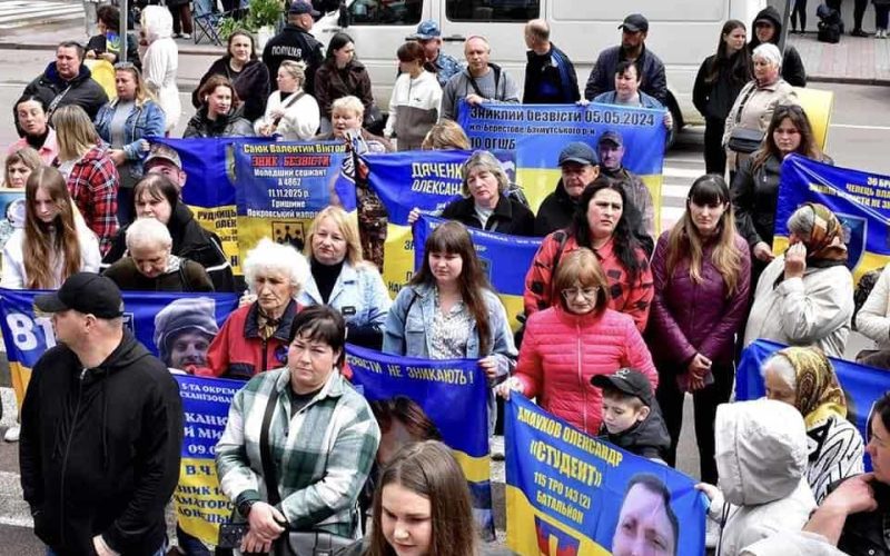 У Коростені по вулиці Героїв Чорнобиля відкрили “Алею Надії”