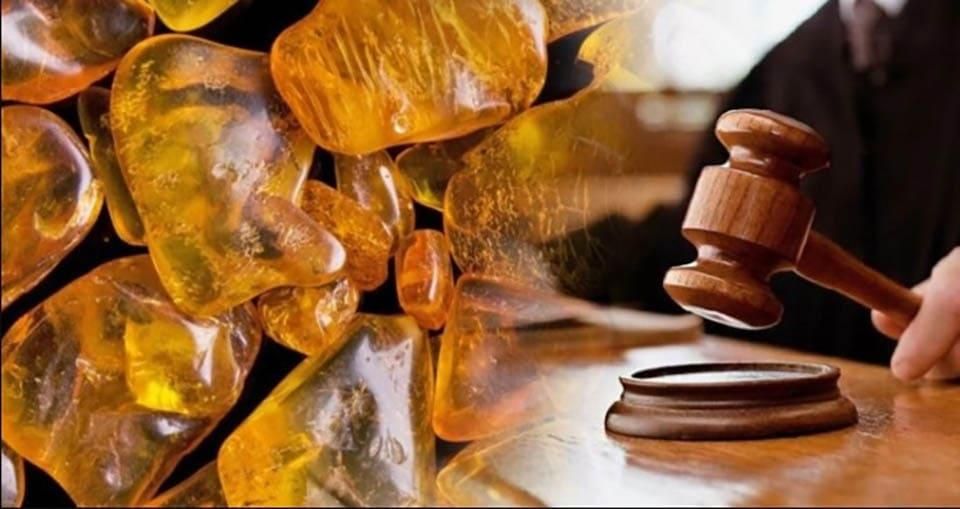 Придбав та зберігав бурштин: олевські прокурори скерували до суду обвинувальний акт стосовно місцевого жителя