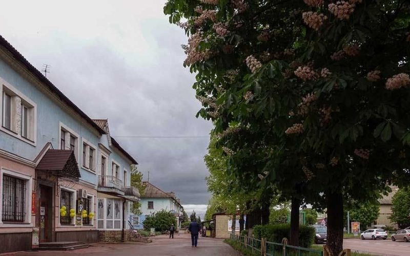 Гроза та дощ – погода на вихідних у Коростенському районі