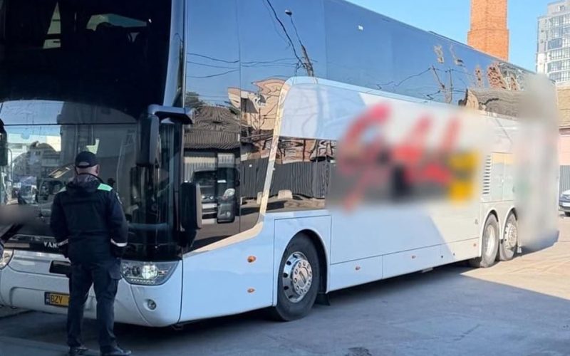 У Житомирській області викрили водіїв, які користувалися чужими чіп‑картками під час міжнародних рейсів